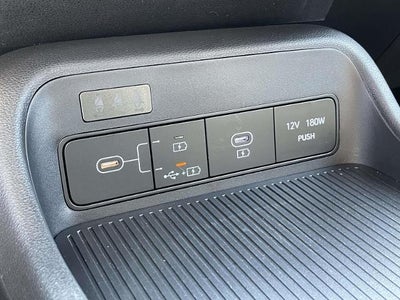 2025 Hyundai KONA SEL FWD