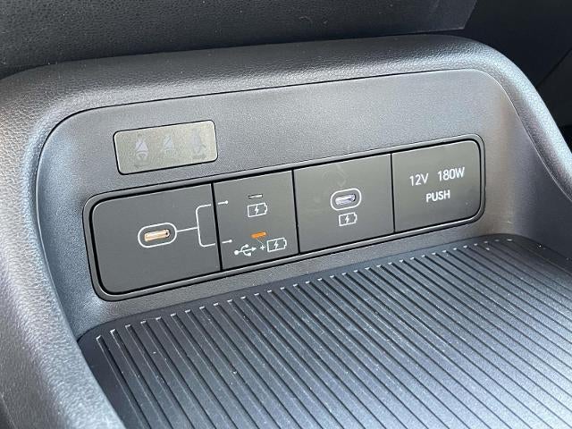 2025 Hyundai KONA SEL FWD