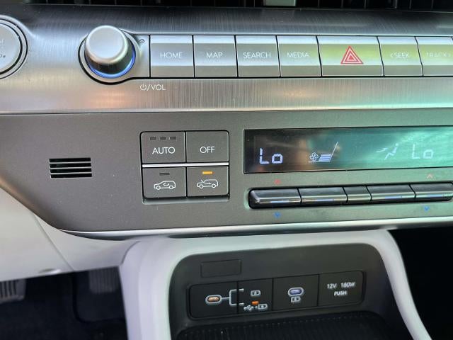 2024 Hyundai KONA SEL FWD