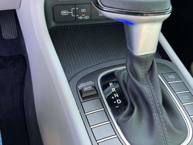 2024 Hyundai KONA SEL FWD