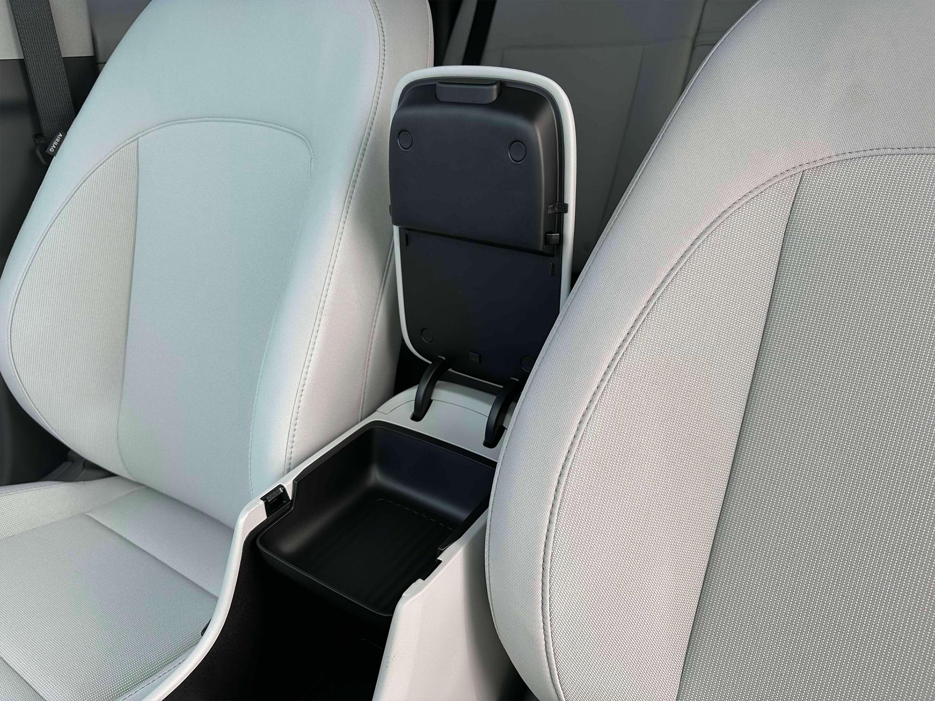 2025 Hyundai KONA SEL FWD