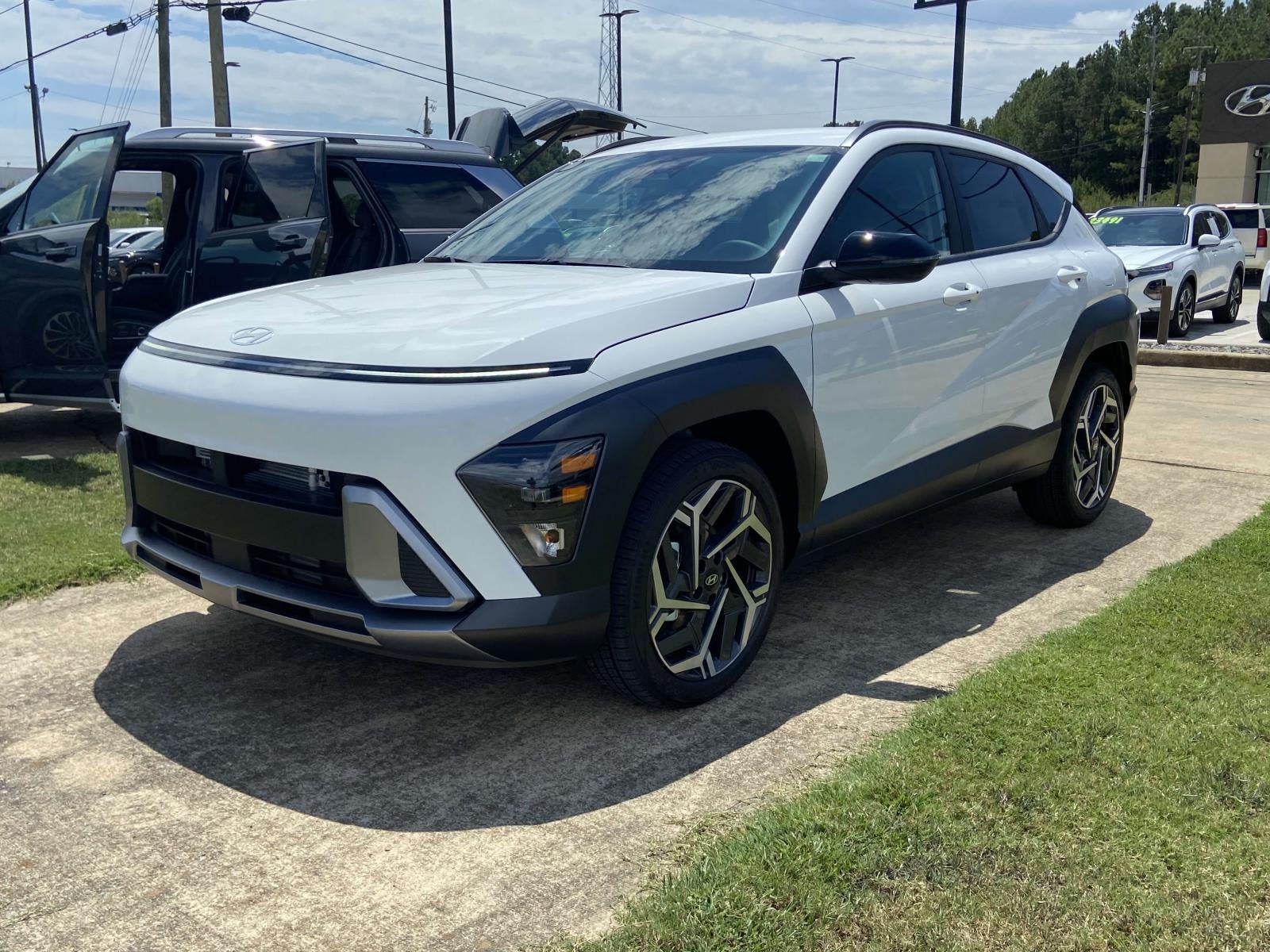 2026 Hyundai KONA SEL Premium FWD