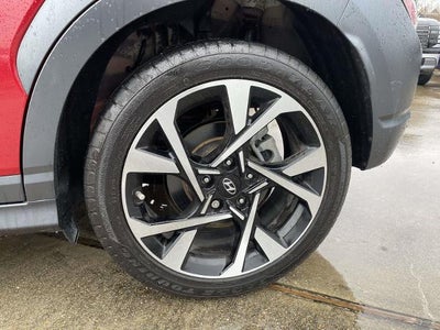 2022 Hyundai KONA Limited DCT FWD