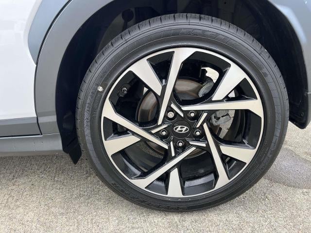 2022 Hyundai KONA Limited DCT FWD