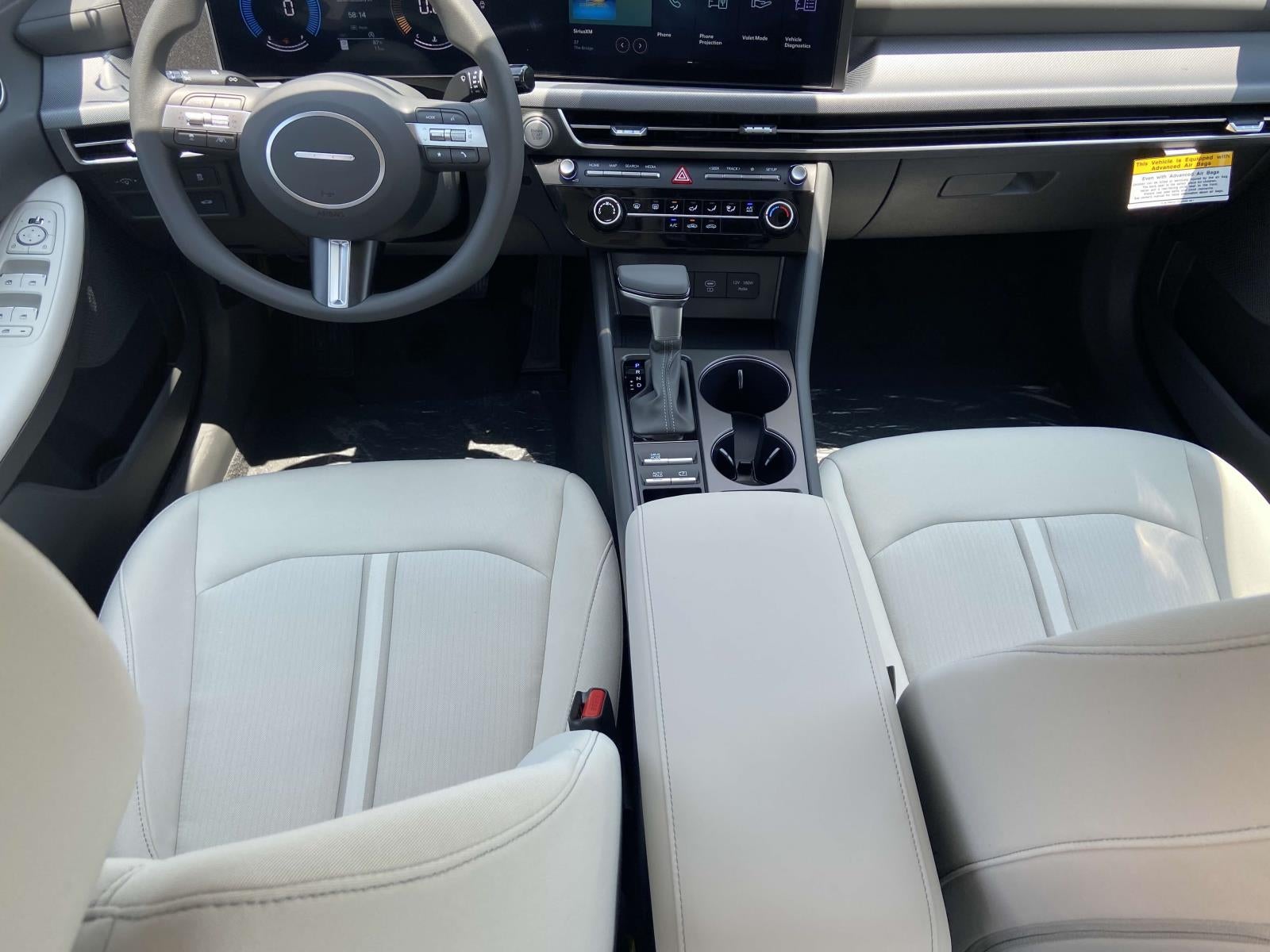 2025 Hyundai SONATA SE