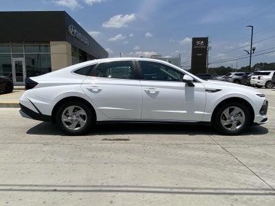 2025 Hyundai SONATA SE