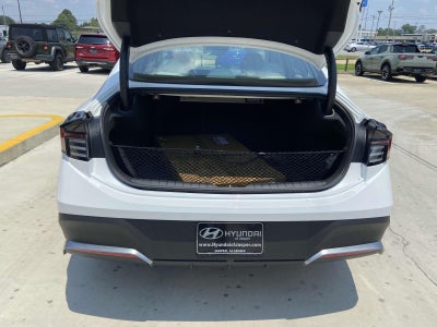 2025 Hyundai SONATA SE