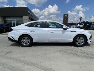 2025 Hyundai SONATA SE