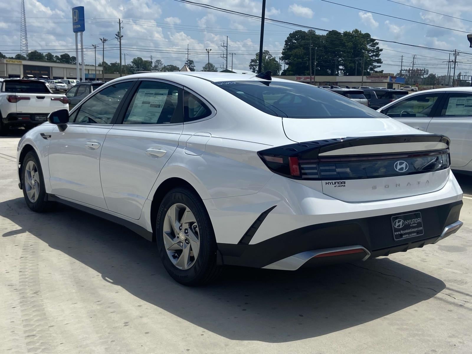 2025 Hyundai SONATA SE