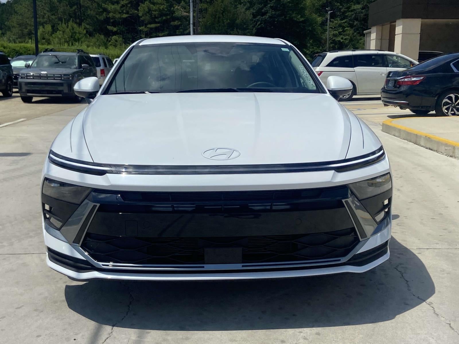 2025 Hyundai SONATA SE