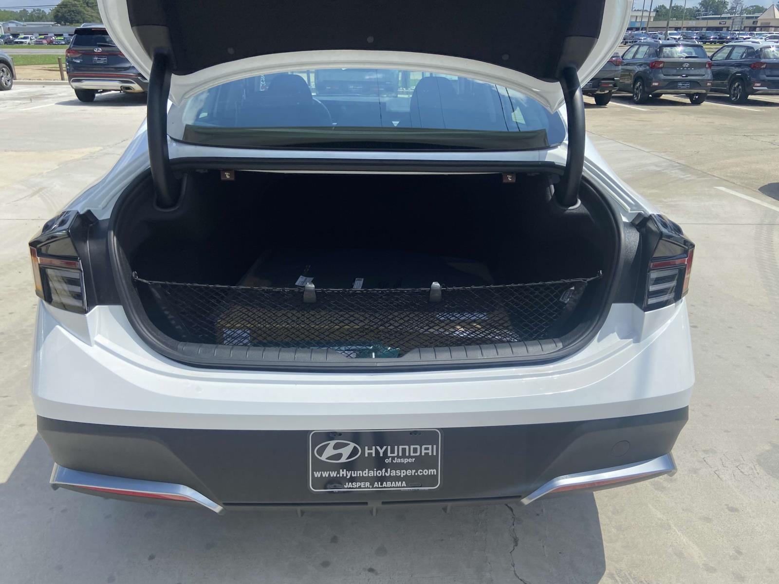 2025 Hyundai SONATA SE