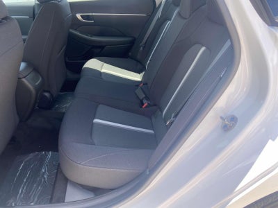 2025 Hyundai SONATA SE