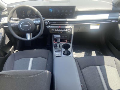 2025 Hyundai SONATA SE
