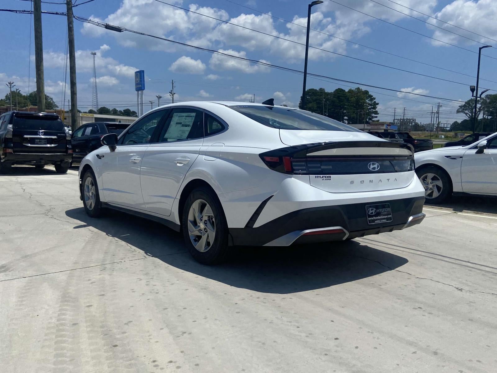 2025 Hyundai SONATA SE