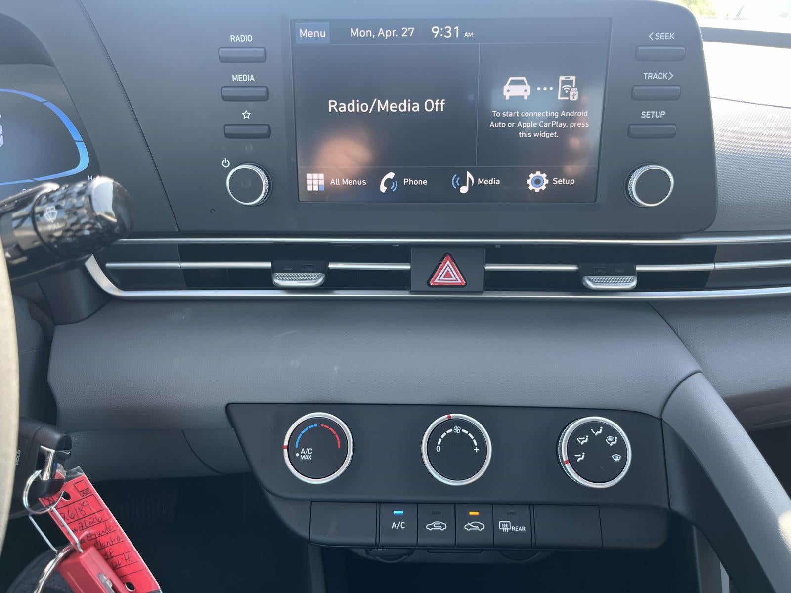 2026 Hyundai ELANTRA SE
