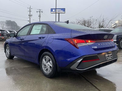 2026 Hyundai ELANTRA SE