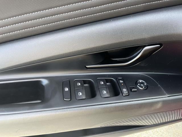 2025 Hyundai ELANTRA SEL Sport IVT