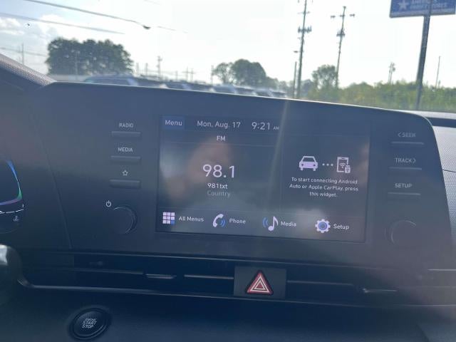 2025 Hyundai ELANTRA SEL Sport IVT