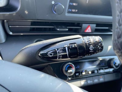 2025 Hyundai ELANTRA SEL Sport IVT