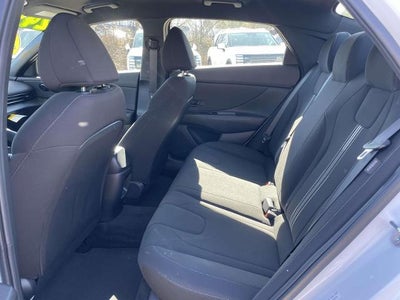 2025 Hyundai ELANTRA SEL Sport IVT