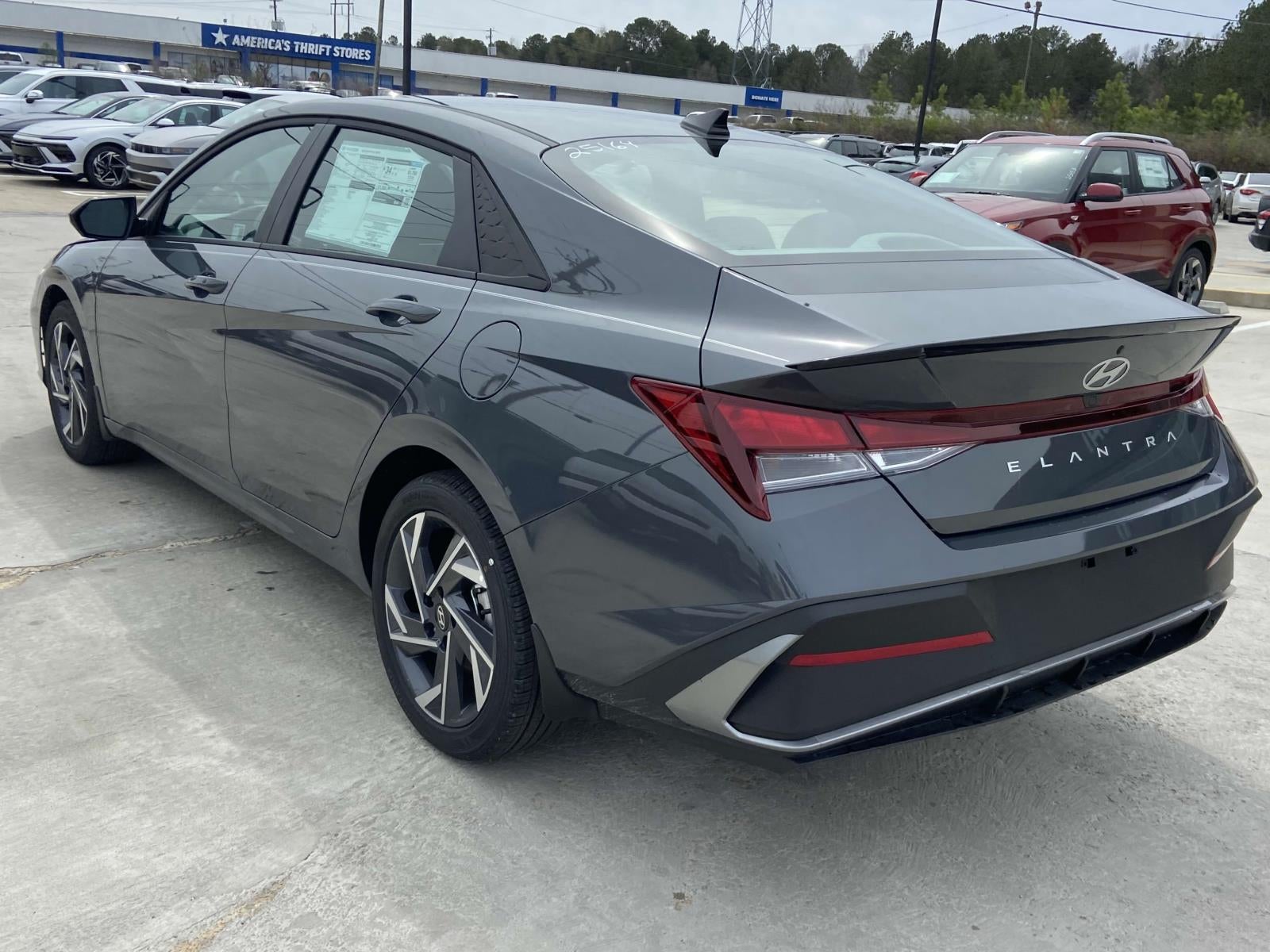 2025 Hyundai ELANTRA SEL Sport