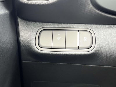 2025 Hyundai VENUE SE