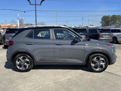 2025 Hyundai VENUE Limited IVT