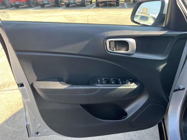 2022 Hyundai VENUE SEL IVT