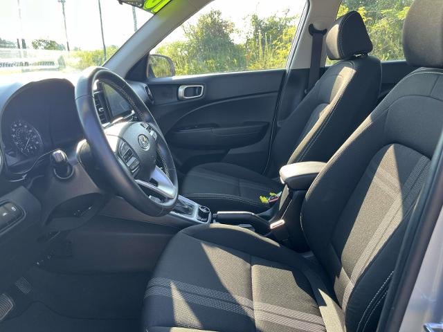 2022 Hyundai VENUE SEL IVT