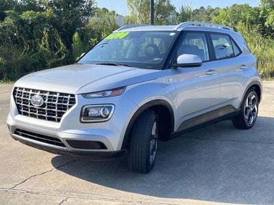 2022 Hyundai VENUE SEL IVT