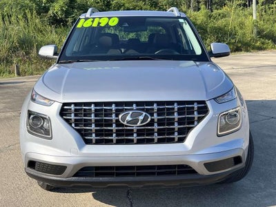 2022 Hyundai VENUE SEL IVT