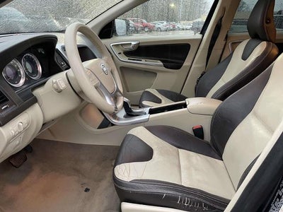 2013 Volvo XC60 4dr 3.2L